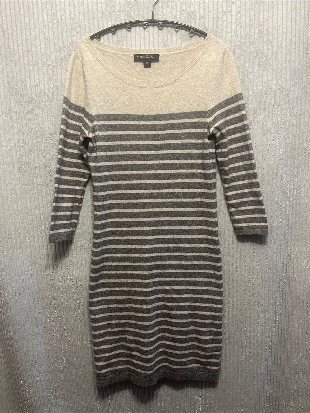 Banana Republic Off White & Gray Striped Long Sleeve Knit Dress XS